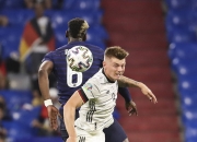 开云官方app入口-包含法国战胜德国，脚踢眼见日进光明的词条