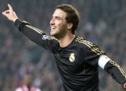 开云在线直播-德式铁闸南美破局，阿坎吉关键一球，拜仁连续得分压制巴拉圭