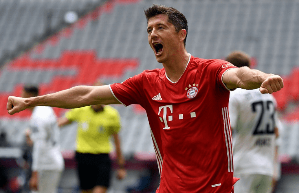 瓦伦西亚鏖战德国,博格巴打破历史纪录 瓦伦西亚鏖战德国,博格巴打破历史纪录