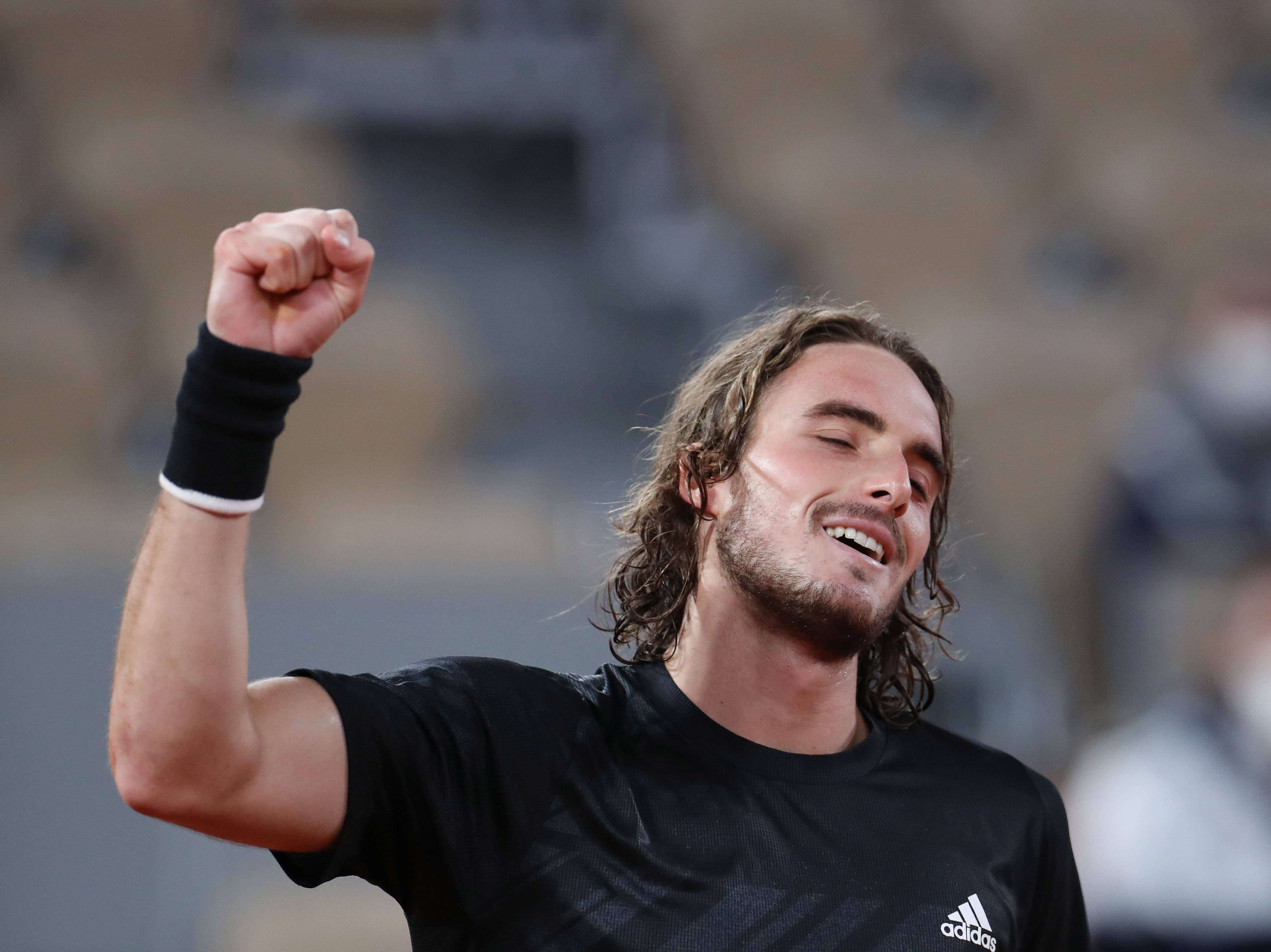 美国网球队强势意大利网球队,西西帕斯惊艳世界 美国网球队强势意大利网球队,西西帕斯惊艳世界