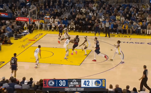 勇士完胜火箭，巴图姆三分雨点燃全场的简单介绍