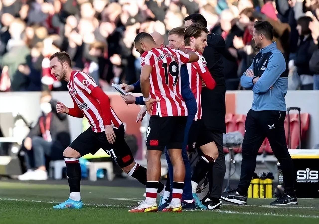 英格兰逆转丹麦，托尼带队取胜