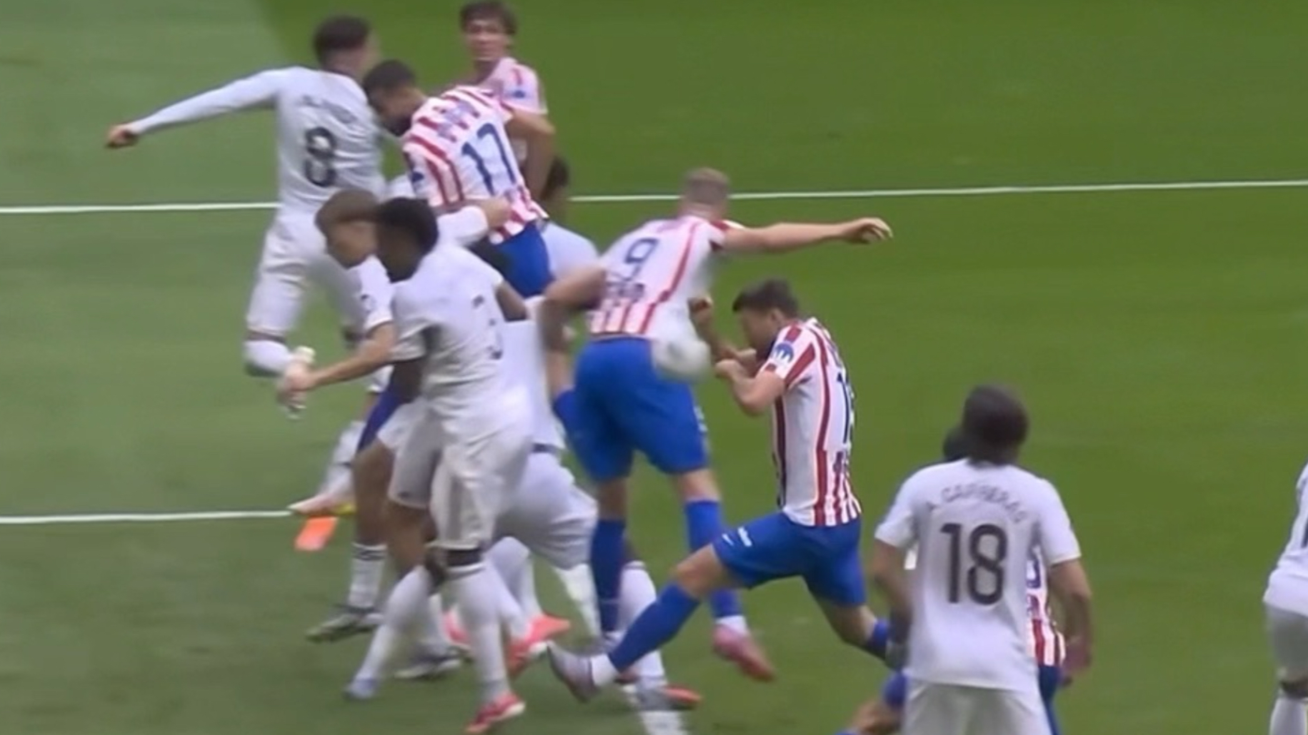 包含法国队错失好局，险胜欧国联弱旅的词条