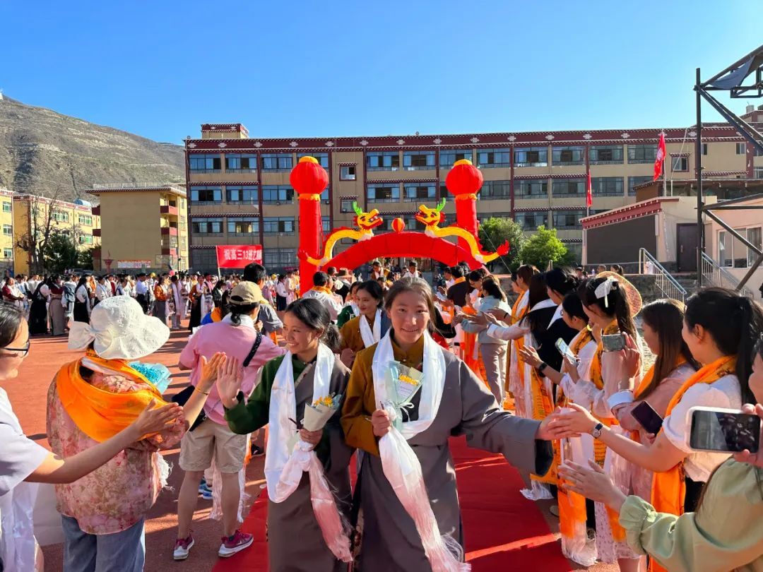 大庆一鸣主场大胜，创造奇迹胜利的简单介绍