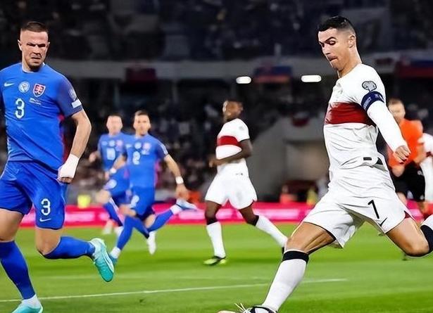 包含西班牙轻松战胜波兰,稳坐小组榜首位置的词条 包含西班牙轻松战胜波兰,稳坐小组榜首位置的词条