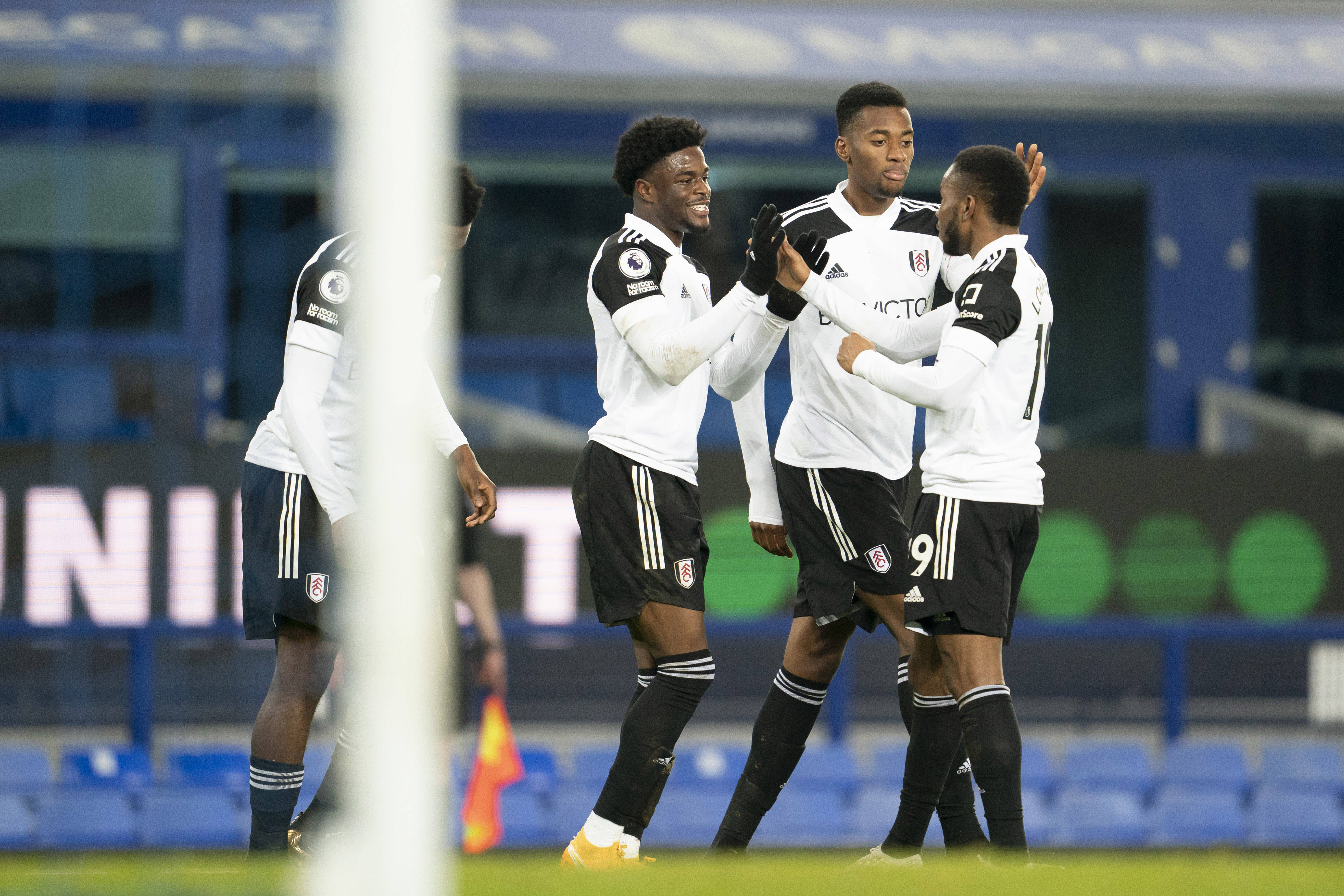 富勒姆队在比赛中表现出色,成功战胜对手的简单介绍 富勒姆队在比赛中表现出色,成功战胜对手的简单介绍