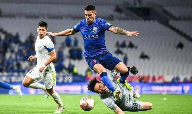 上海申花新援助阵,球队士气高涨备战未来的对手的简单介绍 上海申花新援助阵,球队士气高涨备战未来的对手的简单介绍