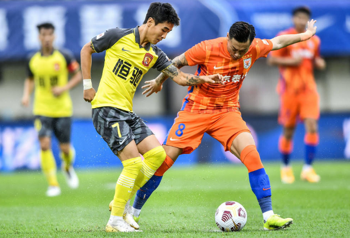 包含新面孔横空出世,球队重整旗鼓备战争斗的词条 包含新面孔横空出世,球队重整旗鼓备战争斗的词条