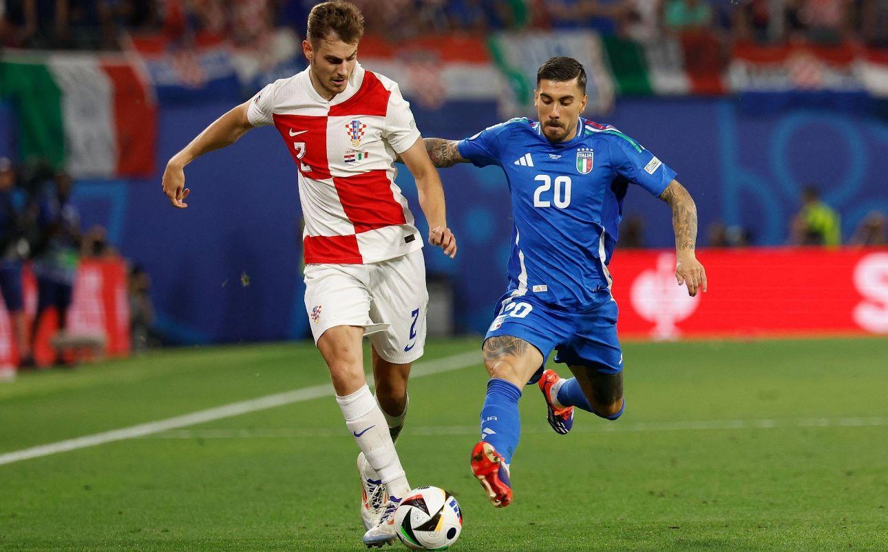 荷兰与克罗地亚遭遇,双方战平险胜! 荷兰与克罗地亚遭遇,双方战平险胜!