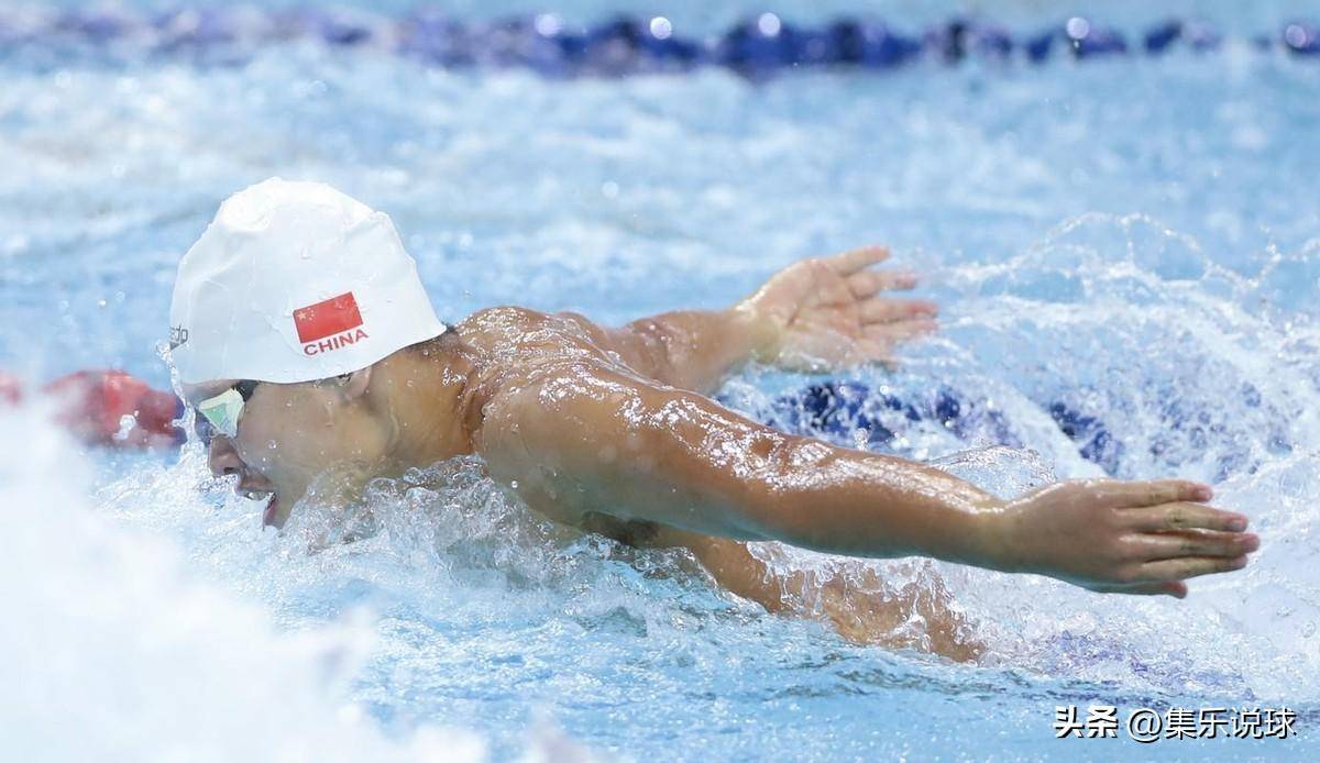 短池游泳决赛:美国选手破纪录 短池游泳决赛:美国选手破纪录
