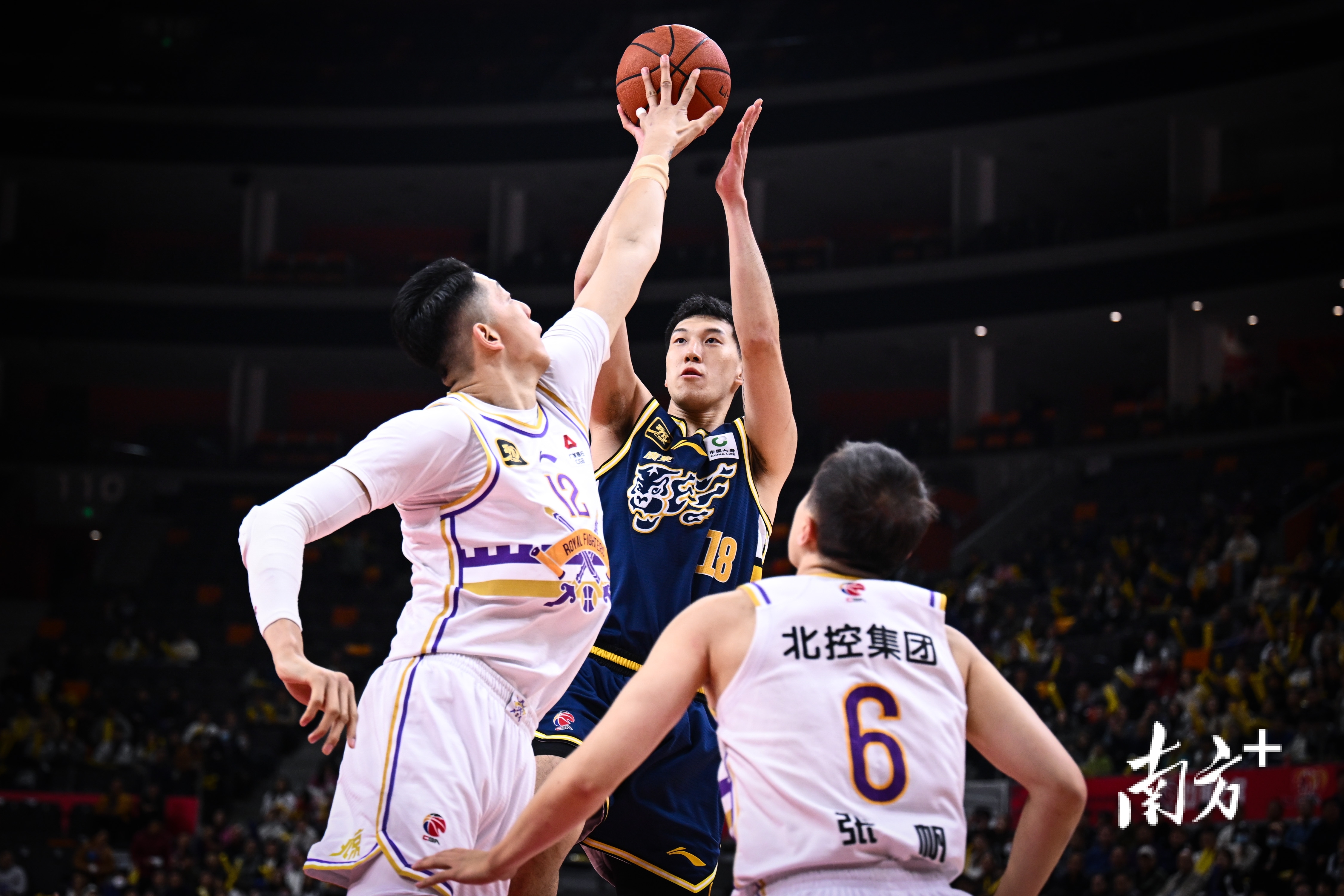 包含广东队全场发挥亮眼,轻松取得胜利的词条 包含广东队全场发挥亮眼,轻松取得胜利的词条