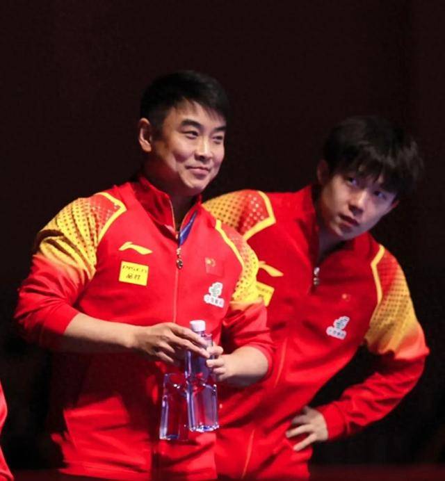 日本乒乓球队横扫波兰乒乓球队，王皓惊艳世界