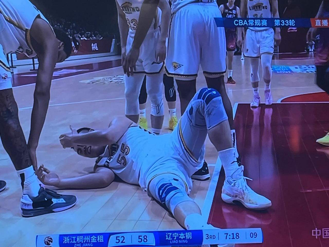 墨西哥男篮碾压南韩男篮，东契奇完成帽子戏法的简单介绍