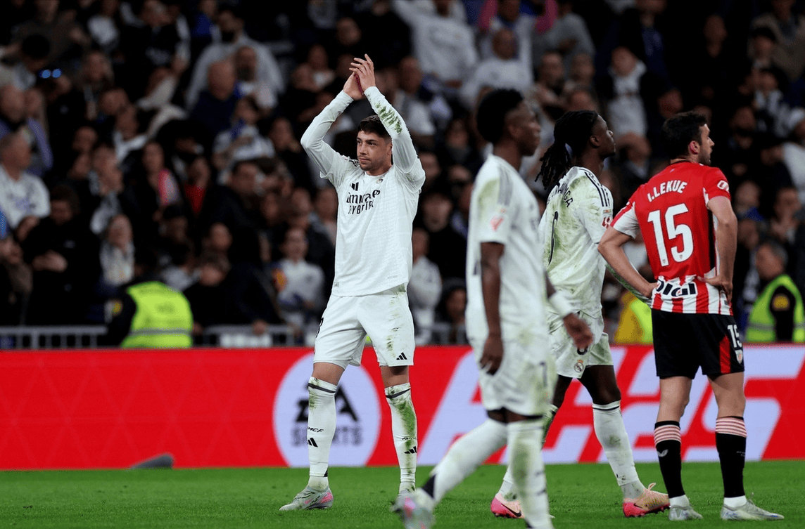 包含皇马遭遇惨败，小组出线形势越发严峻的词条