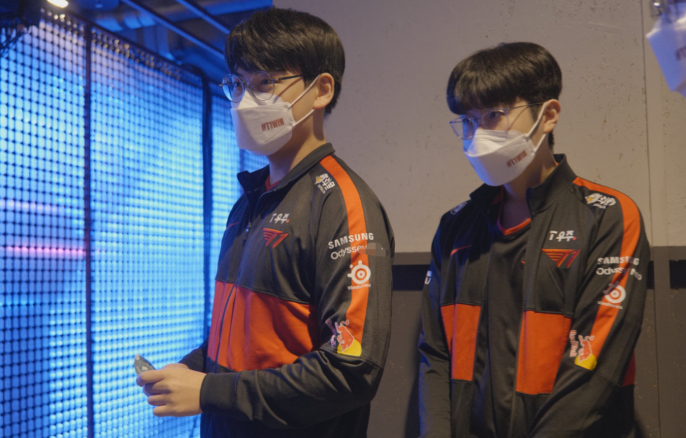 NS险胜CLG,ShowMaker三分雨点燃全场的简单介绍 NS险胜CLG,ShowMaker三分雨点燃全场的简单介绍