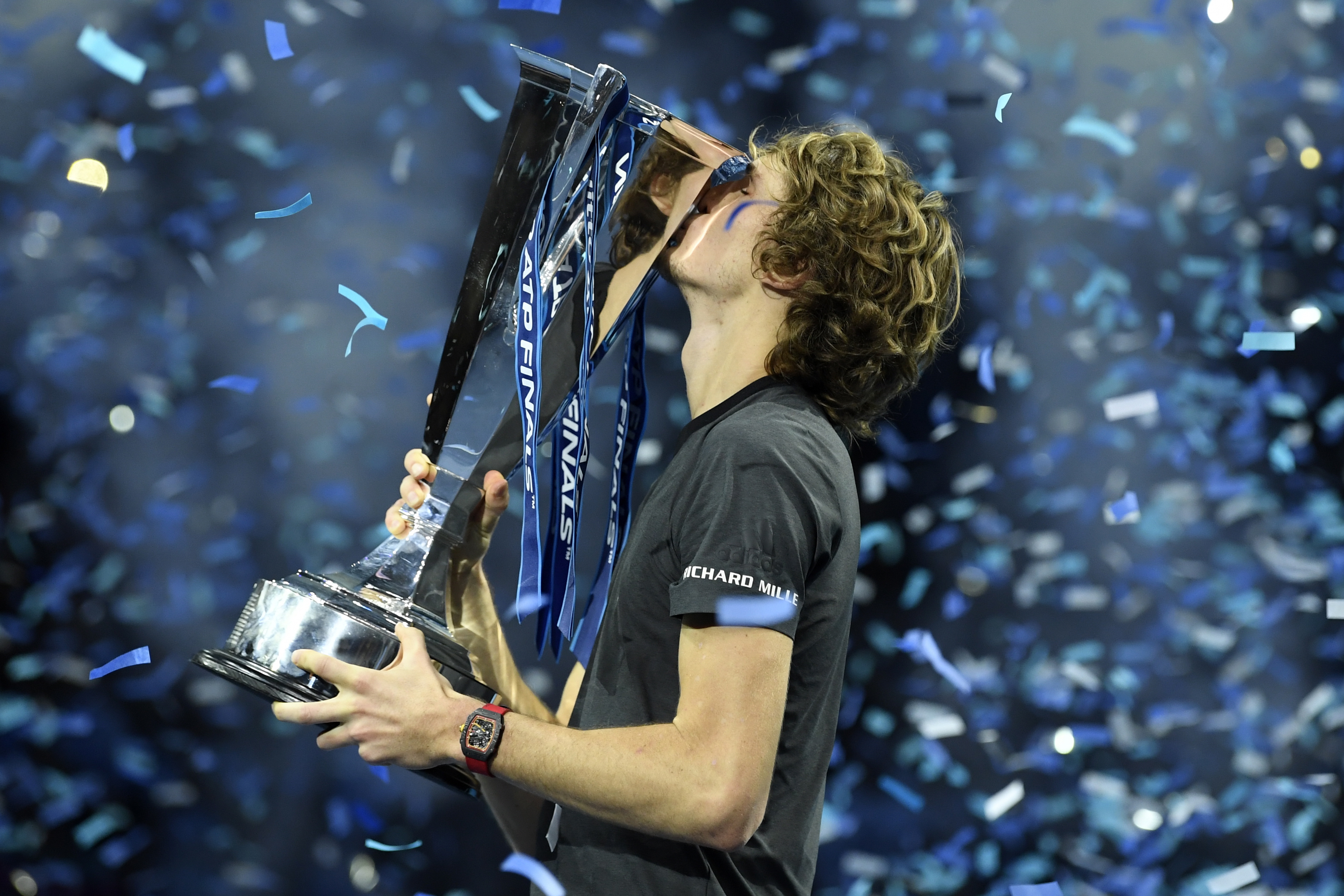 年终总决赛完胜戴维斯杯，兹维列夫高光表现的简单介绍