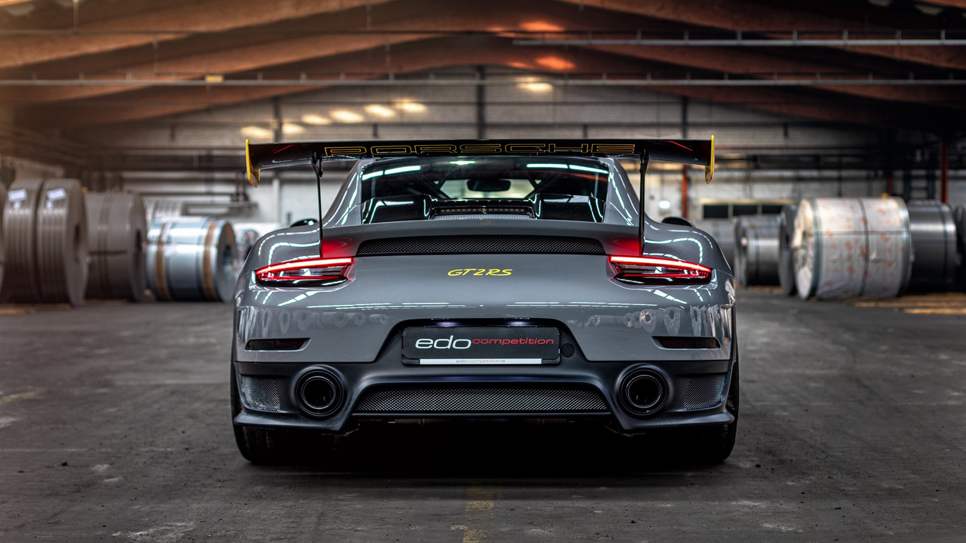 赛道与绿茵的统治之夜，F1揭幕战与赖斯的攻防艺术