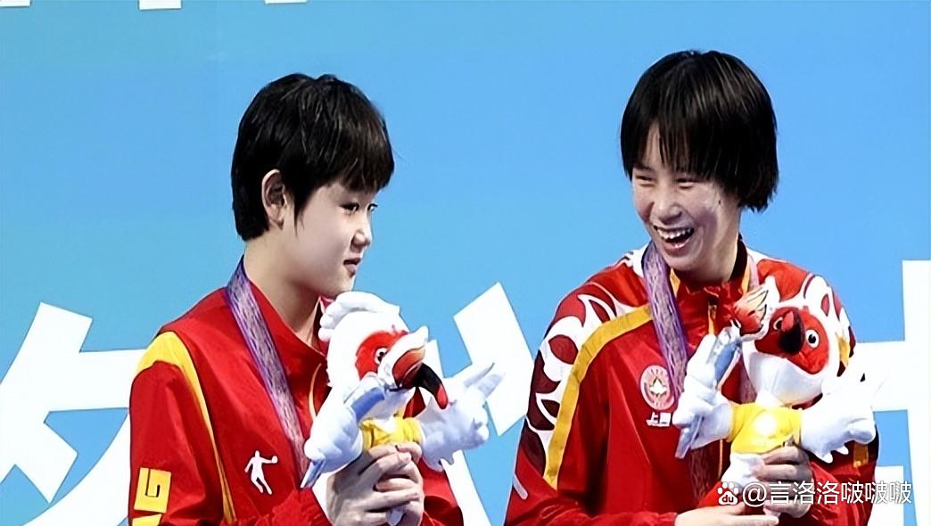 包含印度跳水好手金光闪闪，喜中金牌的词条