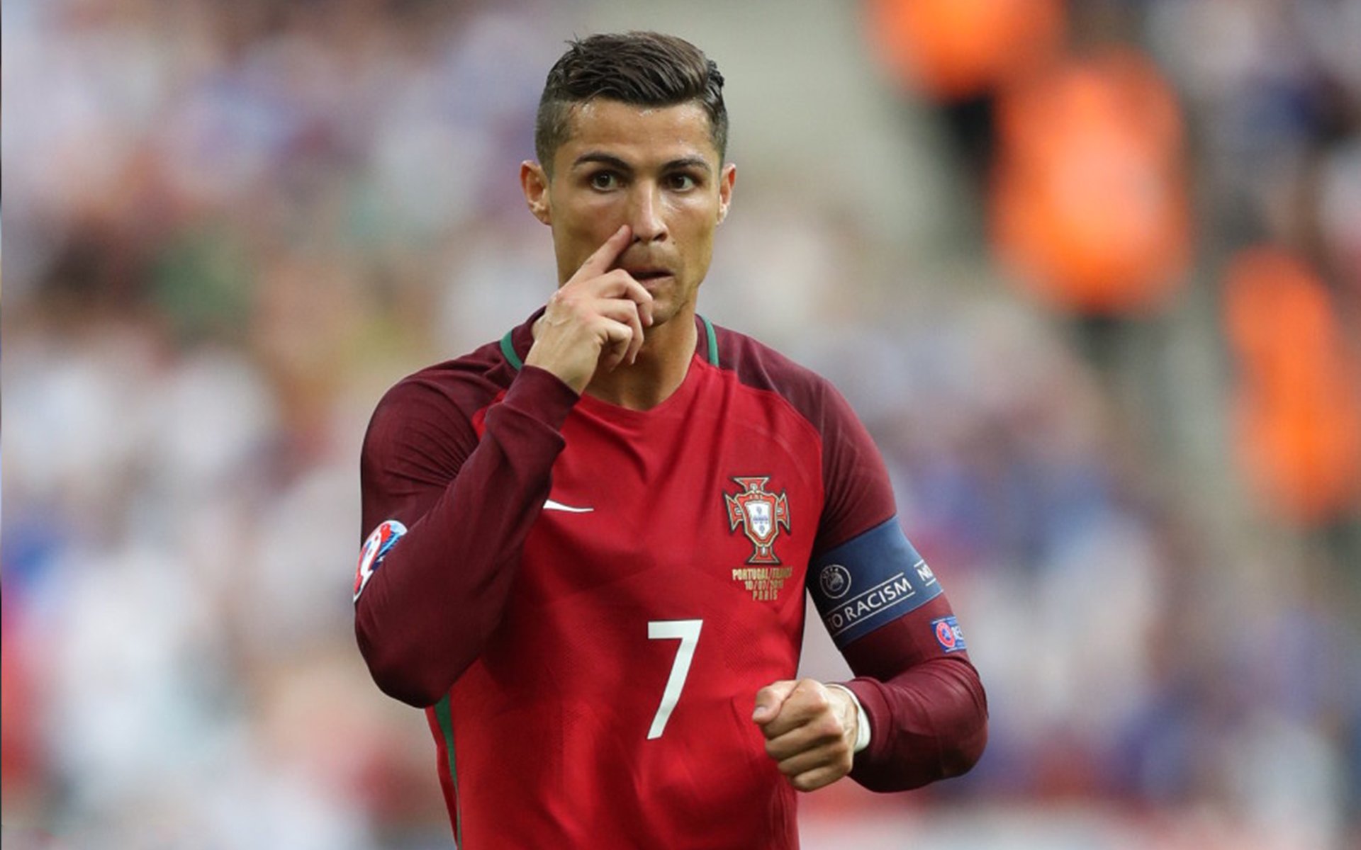 北欧寒冰对阵地中海暖阳，苏亚雷斯数据全面爆炸，诠释现代前锋的终极形态